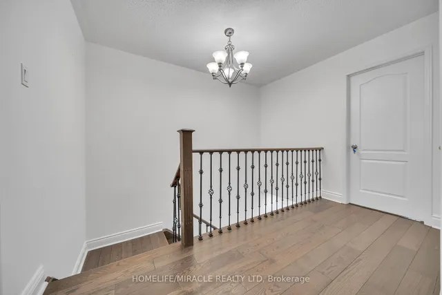 Additional image 21 of 93 Crystal Glen Cres