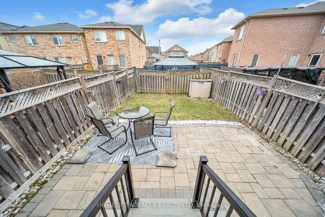 Primary image of 93 Crystal Glen Cres