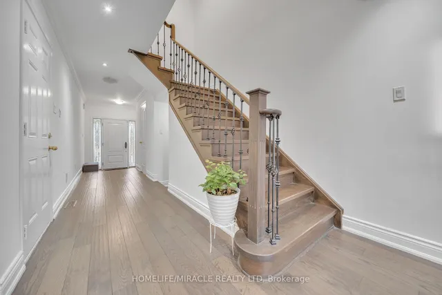 Additional image 35 of 93 Crystal Glen Cres
