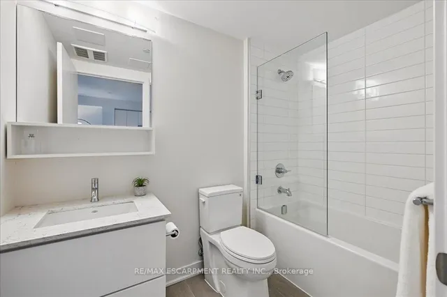 Additional property image - 340 PLAINS Rd Unit 102