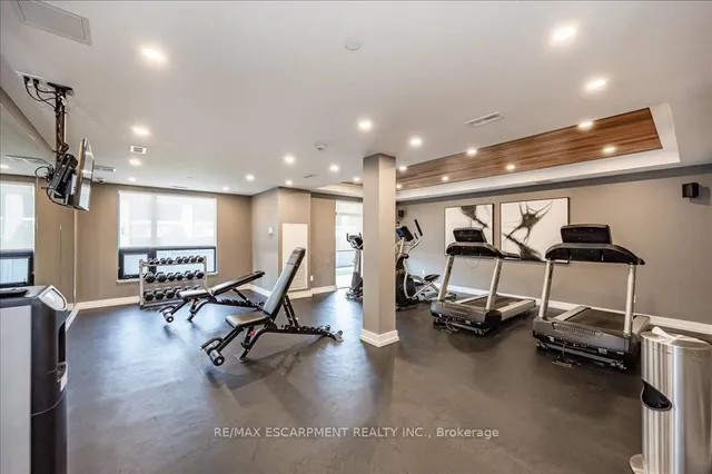 Additional property image - 340 PLAINS Rd Unit 102
