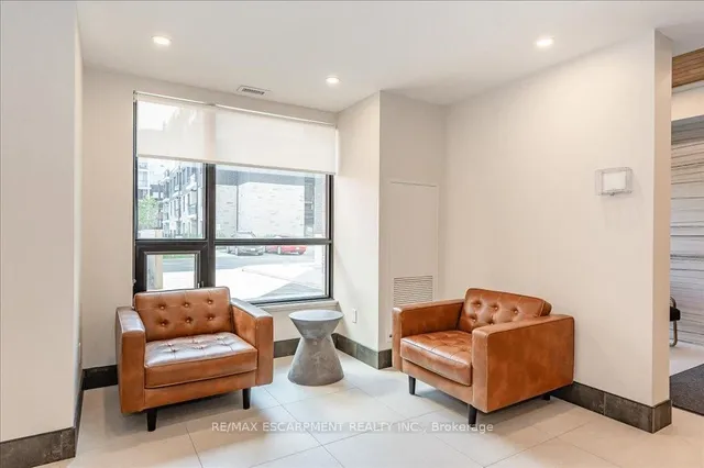 Additional property image - 340 PLAINS Rd Unit 102