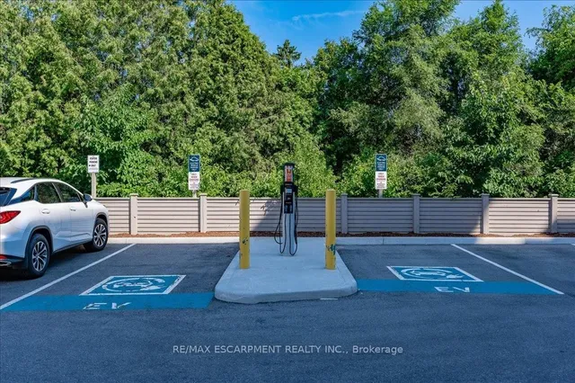 Additional property image - 340 PLAINS Rd Unit 102