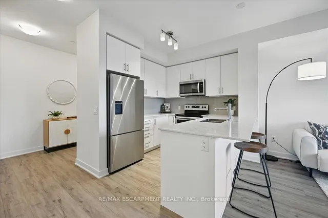 Additional property image - 340 PLAINS Rd Unit 102