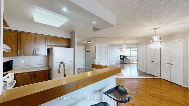 Additional property image - 35 Kingsbridge Garden Circ Unit 2108