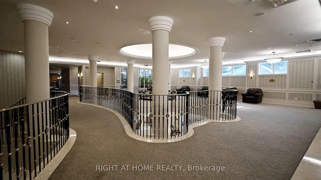 Additional property image - 35 Kingsbridge Garden Circ Unit 2108