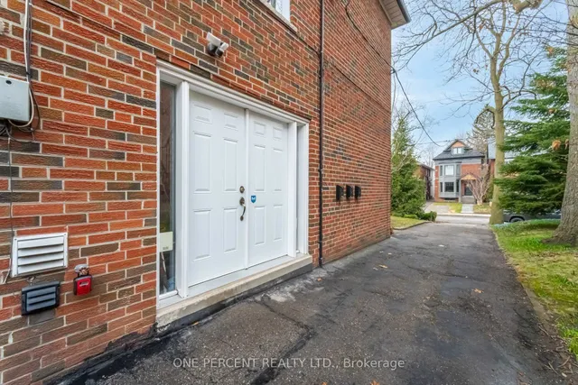 Additional image 43 of 39 Laws St
