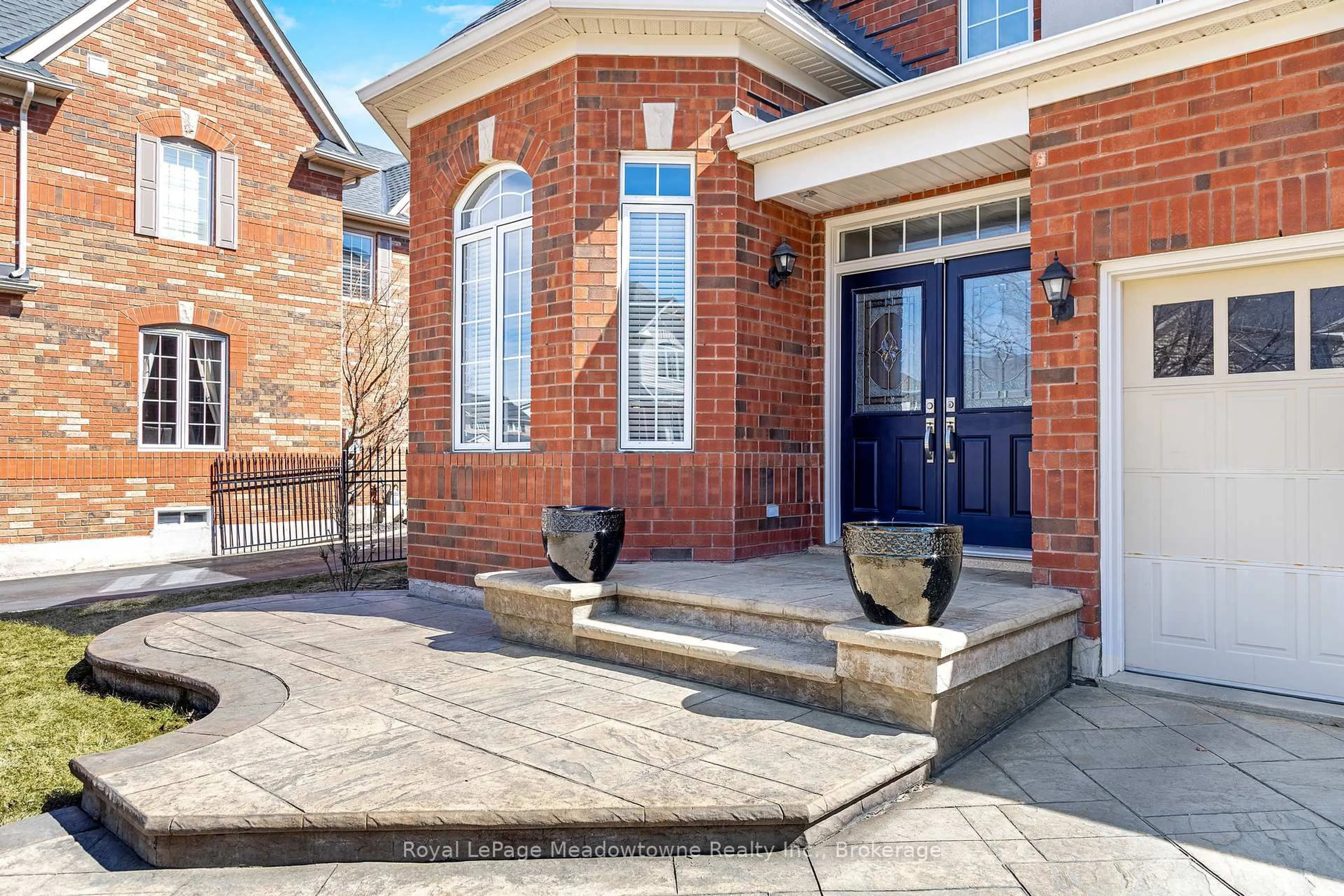 Home with brick exterior material, street for 1285 Christie Circ, Milton Ontario L9T 6V4