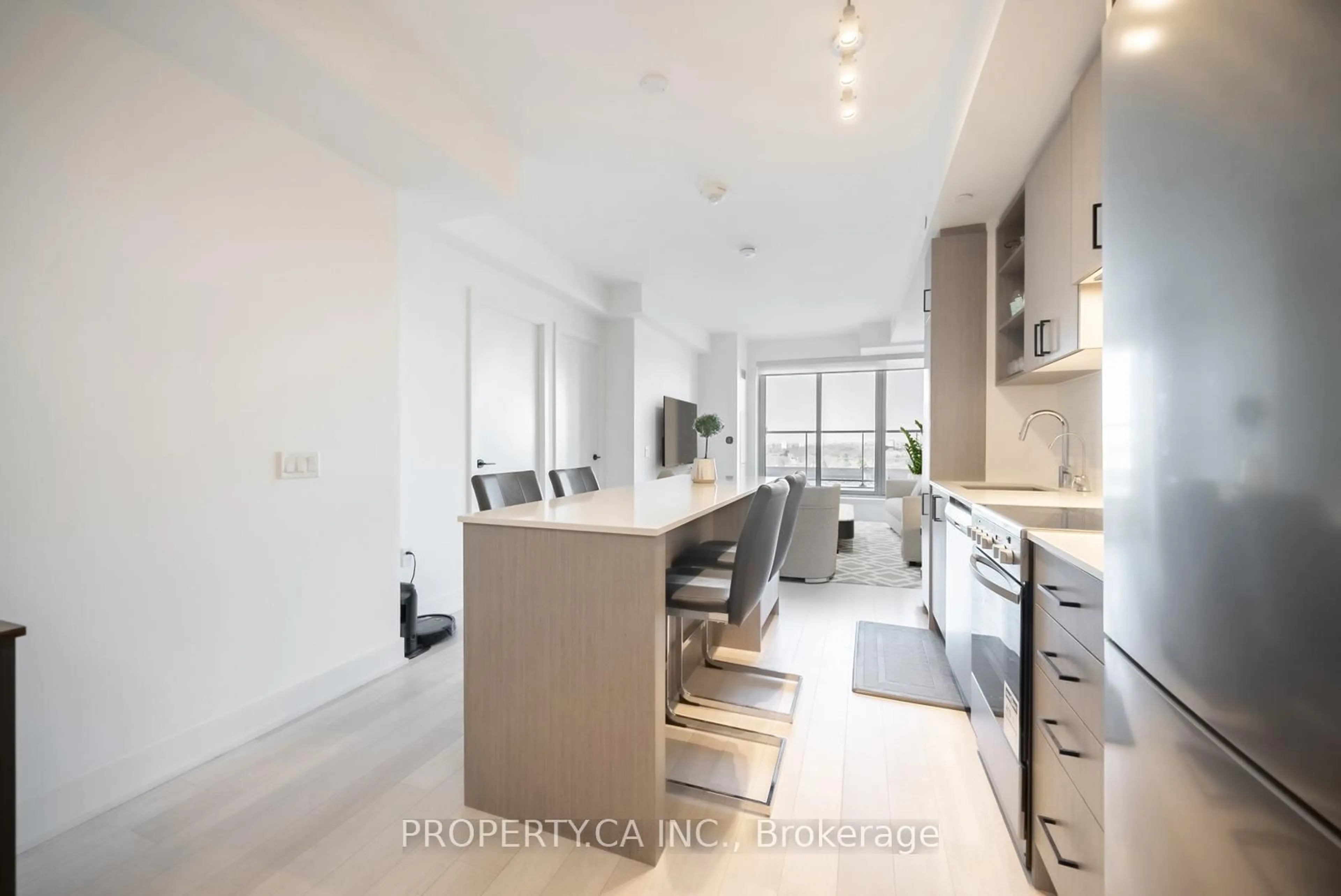 Unknown for 50 George Butchart Dr #401, Toronto Ontario M3K 0C9