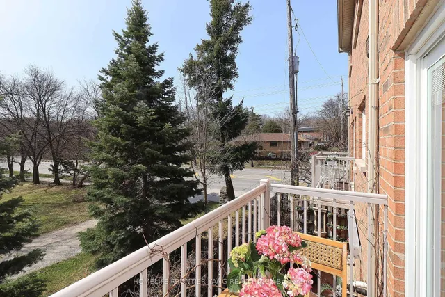 Additional property image - 581 Scarlett Rd Unit TH2