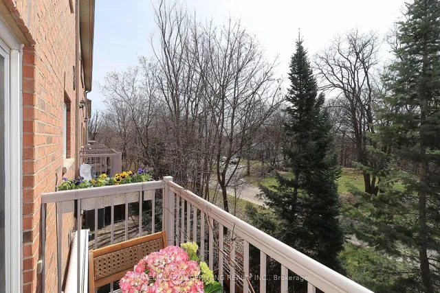 Additional property image - 581 Scarlett Rd Unit TH2