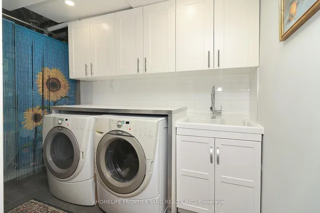 Additional property image - 581 Scarlett Rd Unit TH2