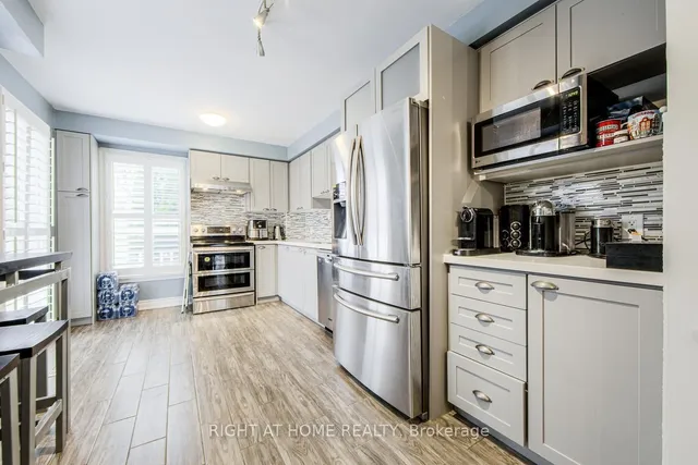 Additional image 25 of 7123 Cadiz Cres