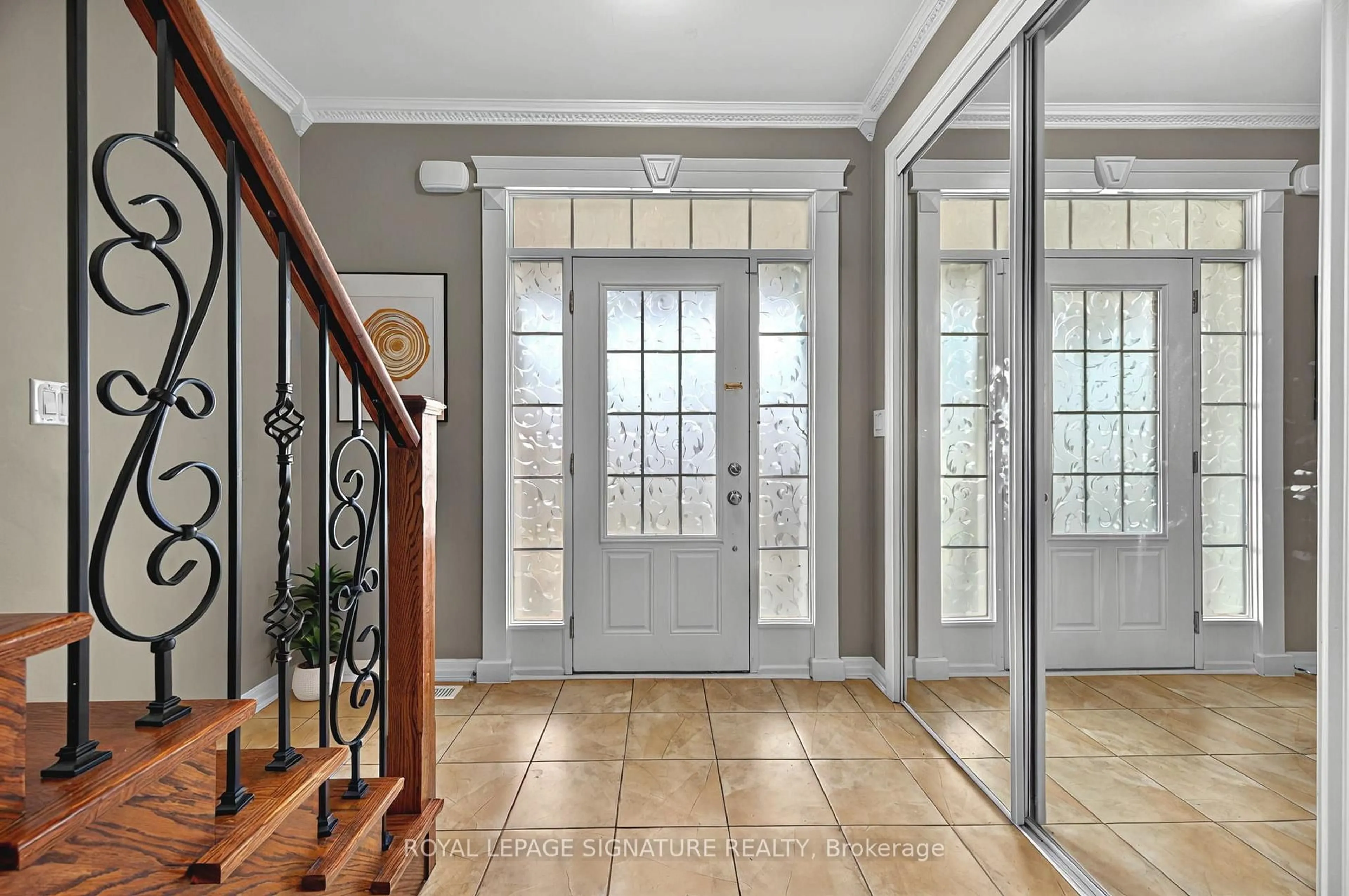 Indoor entryway for 1301 Leger Way, Milton Ontario L9E 1C9