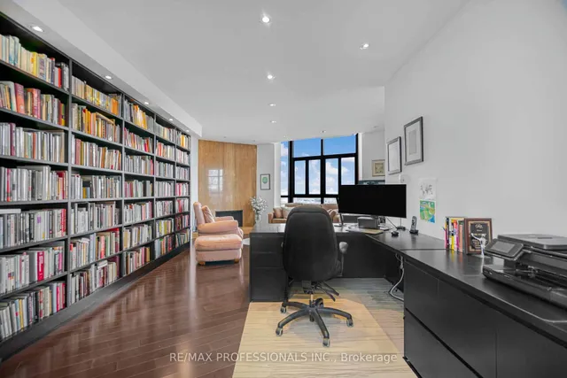 Additional image 30 of 2010 Islington Ave Unit PH03
