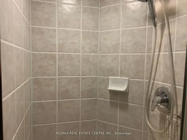 Additional property image - 25 Kingsbridge Garden Circ Unit 821