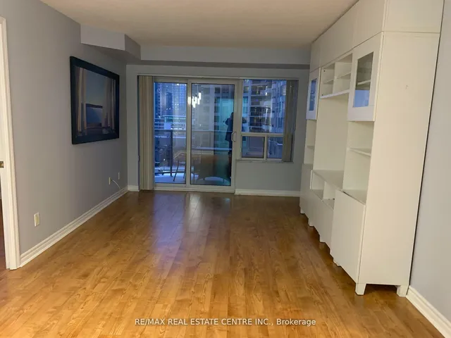 Additional property image - 25 Kingsbridge Garden Circ Unit 821