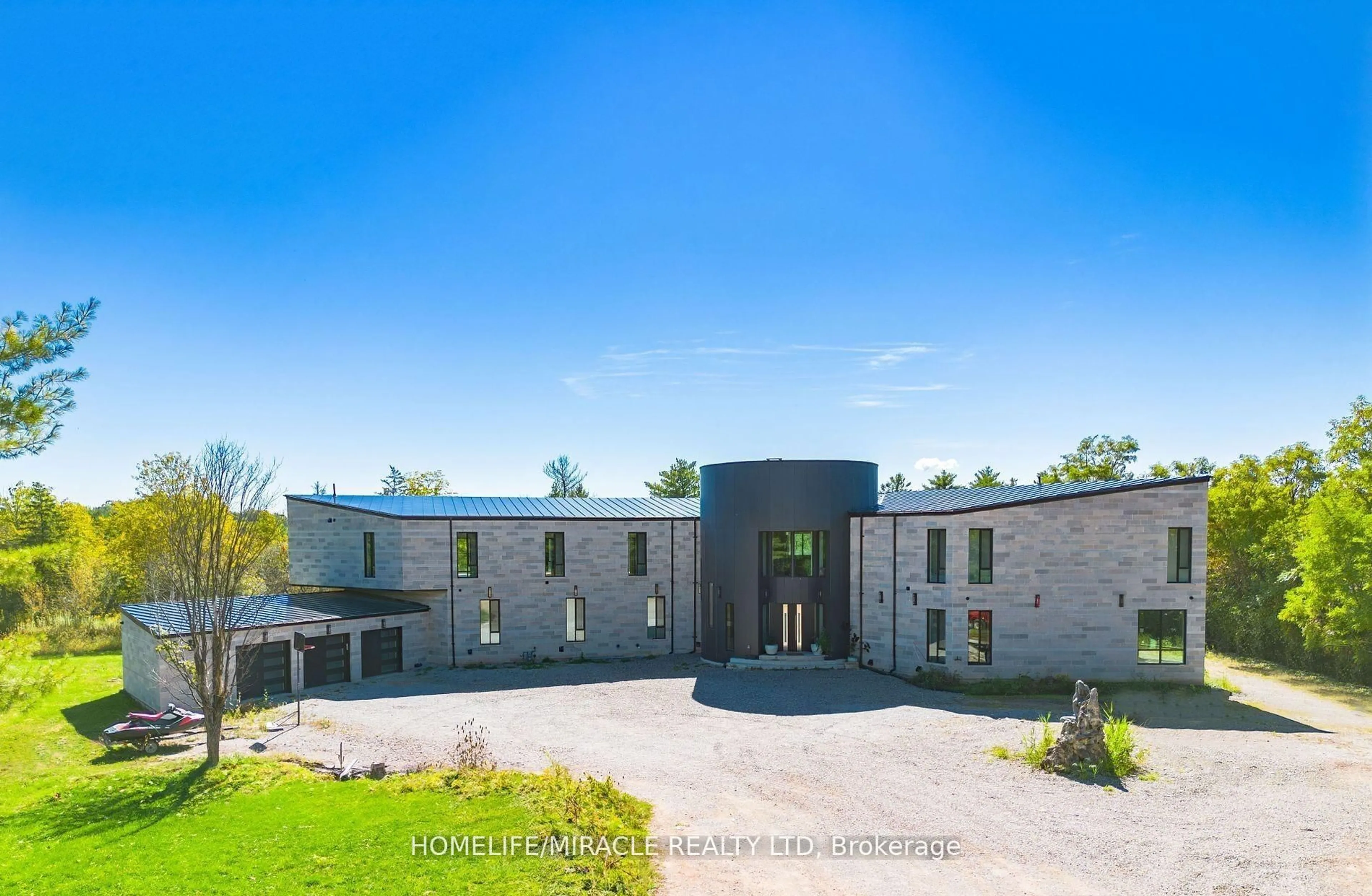 A pic from outside/outdoor area/front of a property/back of a property/a pic from drone, building for 14020 Winston Churchill Blvd, Caledon Ontario L7C 1P2