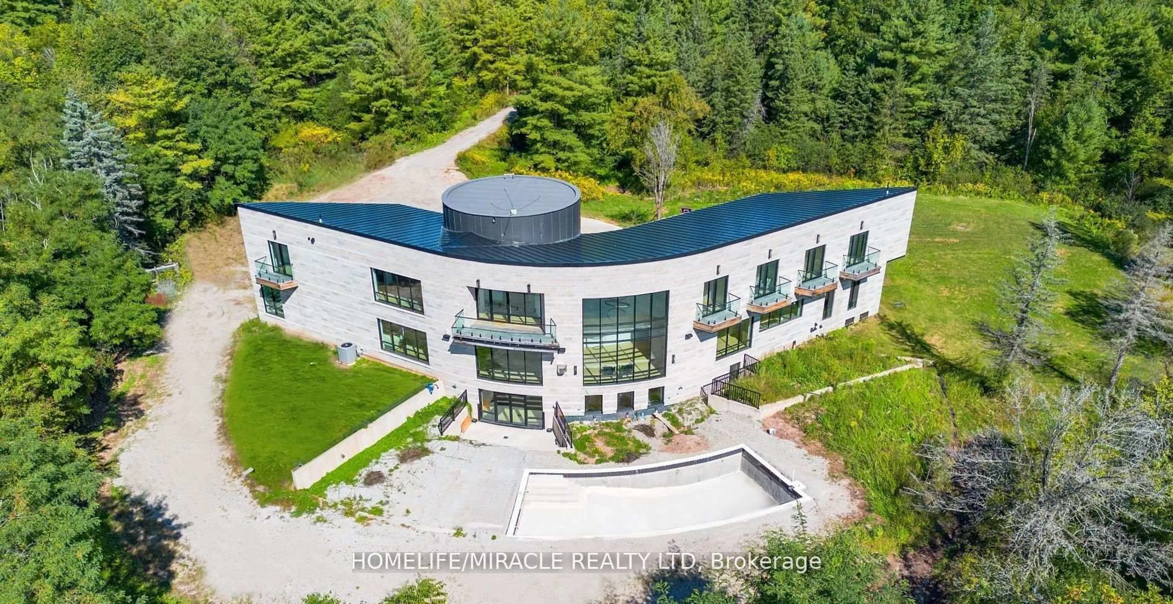 A pic from outside/outdoor area/front of a property/back of a property/a pic from drone, building for 14020 Winston Churchill Blvd, Caledon Ontario L7C 1P2