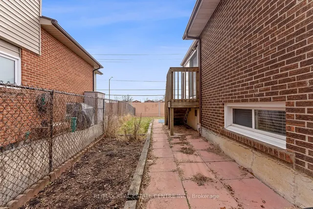 Additional image 6 of 82 Simmons Blvd