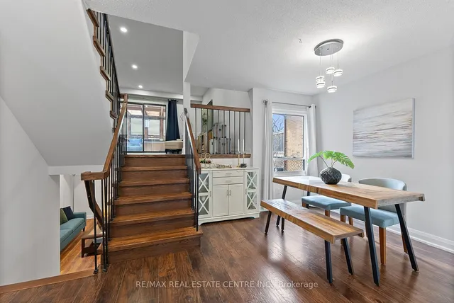 Additional image 43 of 82 Simmons Blvd