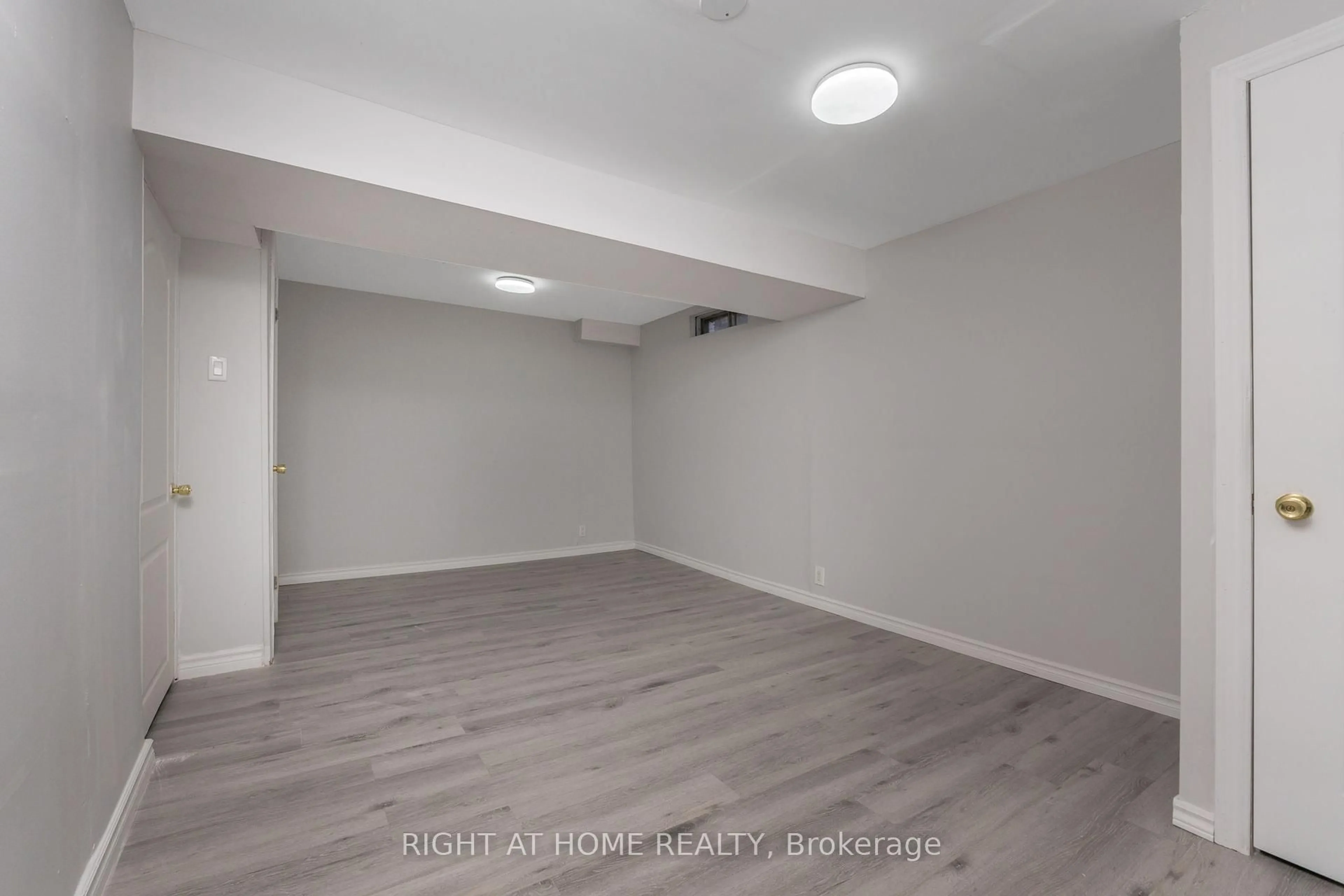 A pic of a room for 3079 Fifth Line #74, Mississauga Ontario L5L 3T1