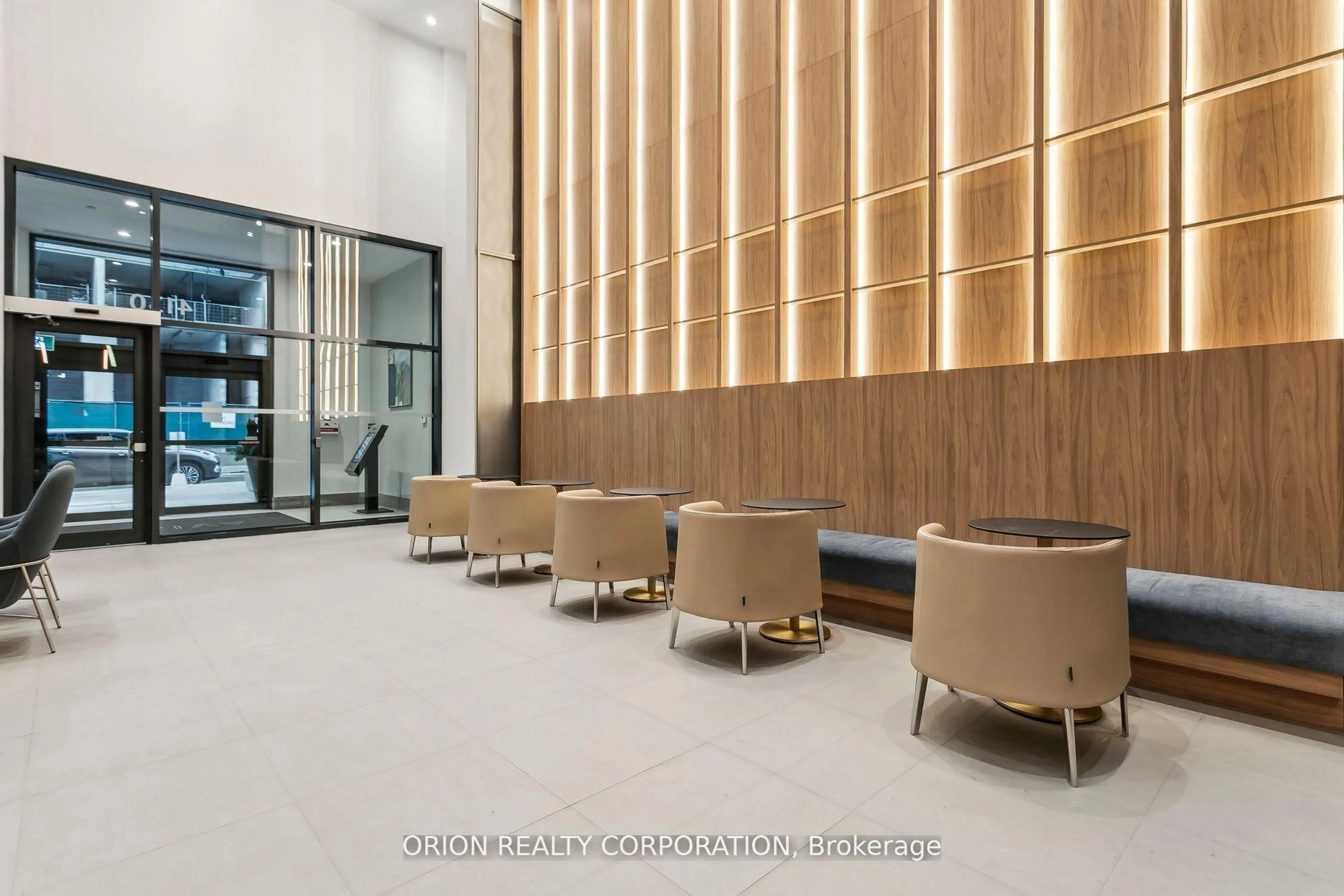 Lobby for 4130 Parkside Village Dr #1109, Mississauga Ontario L5B 3M8