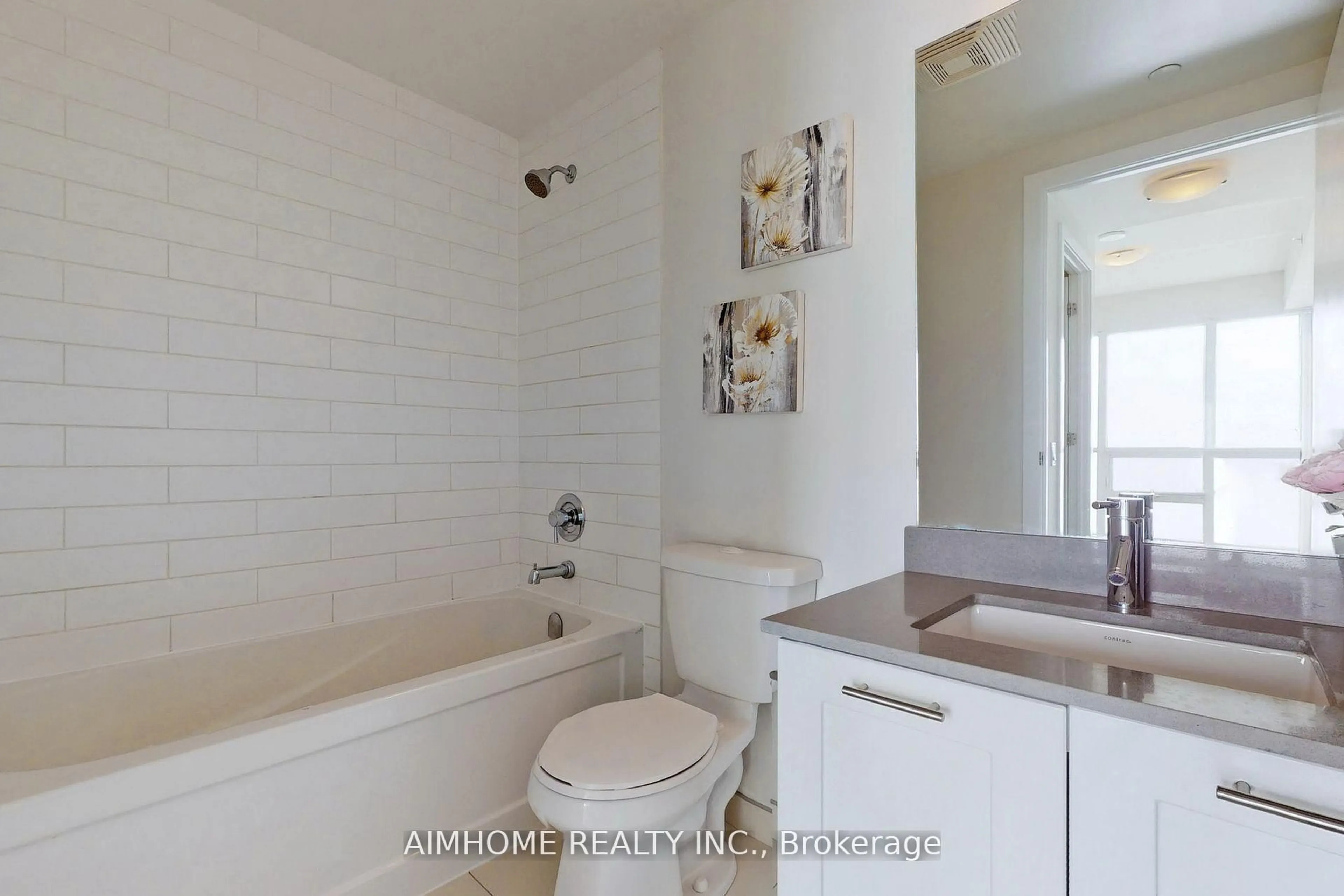 Standard bathroom, ceramic/tile floor for 2220 Lakeshore Blvd #1909, Toronto Ontario M8V 0C1