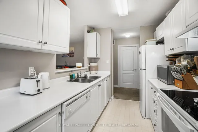 Additional property image - 10 Dayspring Circ Unit 701