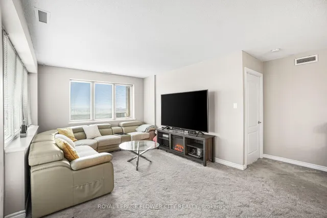 Additional property image - 10 Dayspring Circ Unit 701