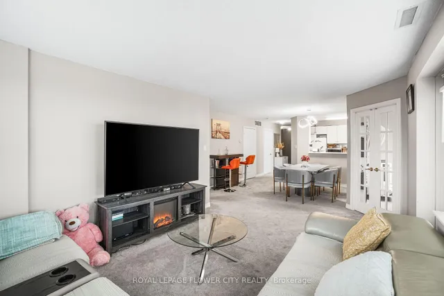 Additional property image - 10 Dayspring Circ Unit 701