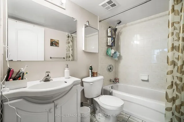 Additional property image - 10 Dayspring Circ Unit 701