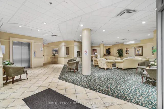 Additional property image - 10 Dayspring Circ Unit 701