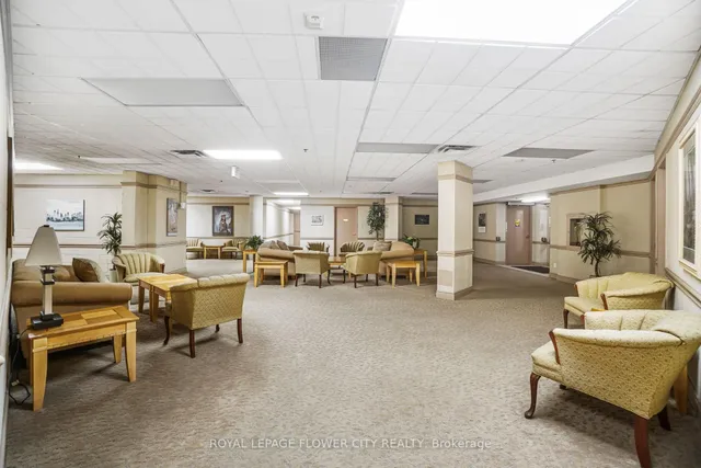 Additional property image - 10 Dayspring Circ Unit 701