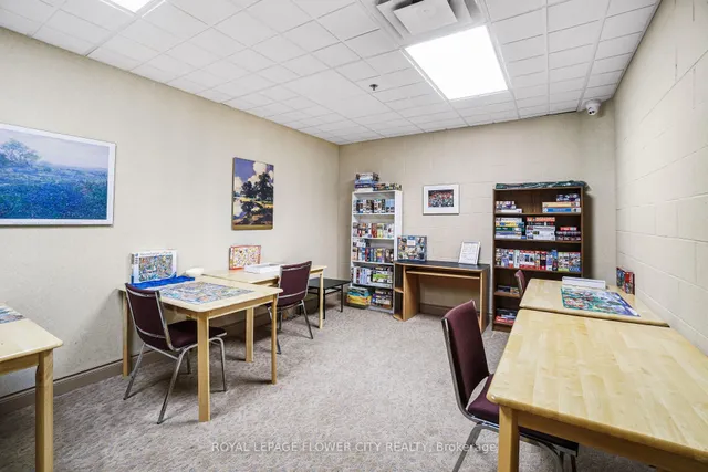 Additional property image - 10 Dayspring Circ Unit 701