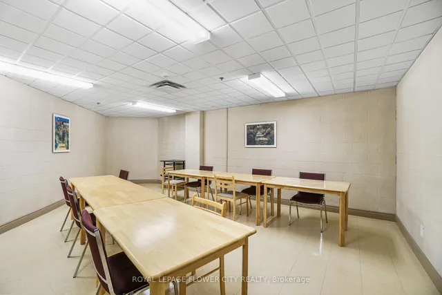 Additional property image - 10 Dayspring Circ Unit 701