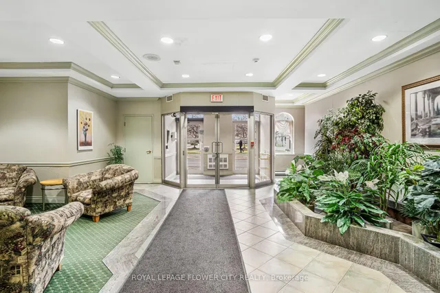 Additional property image - 10 Dayspring Circ Unit 701