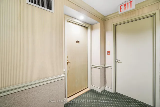 Additional property image - 10 Dayspring Circ Unit 701