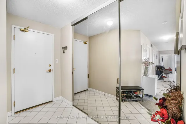 Additional property image - 10 Dayspring Circ Unit 701