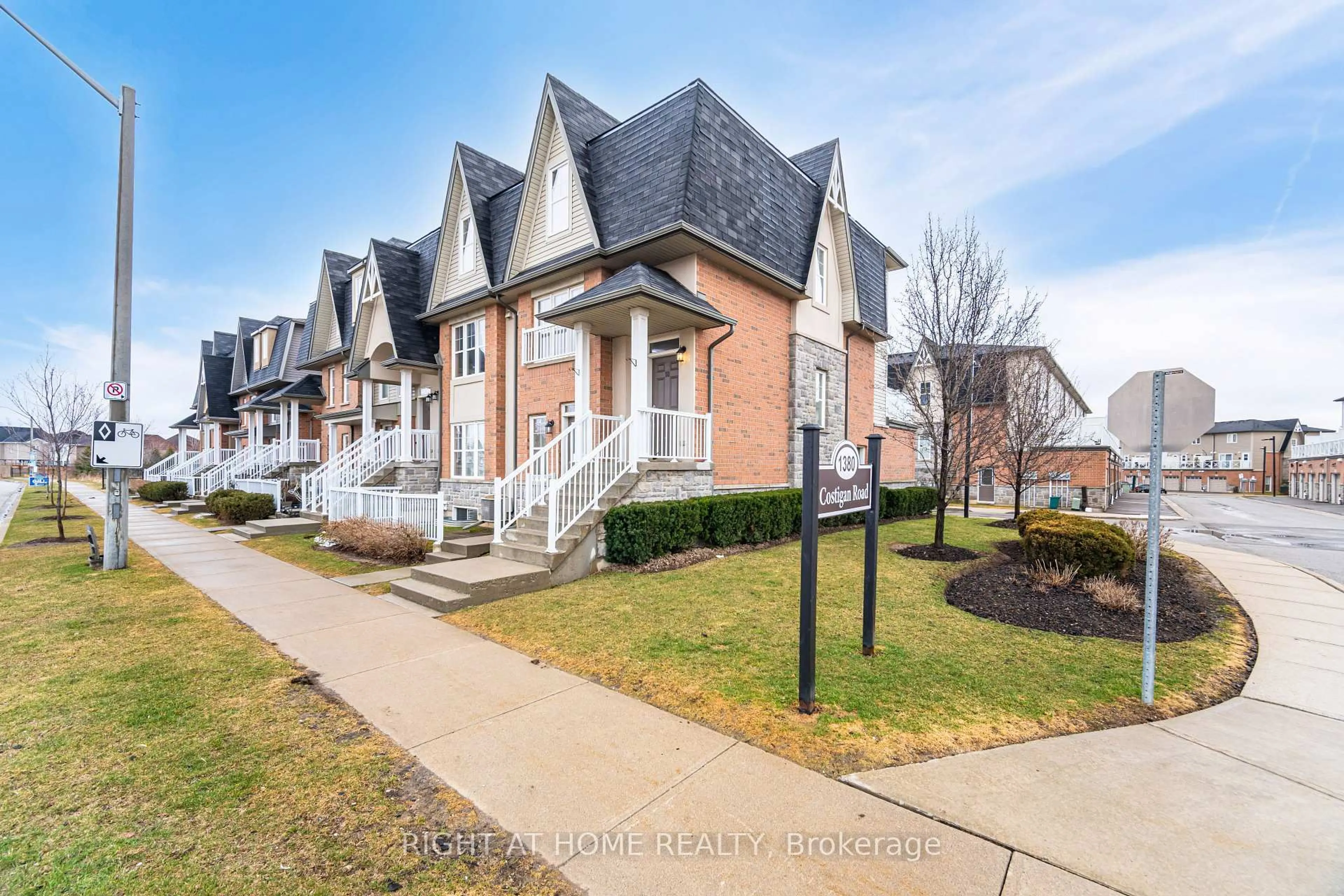 Home with brick exterior material, street for 1380 Costigan Rd #18, Milton Ontario L9T 8L2