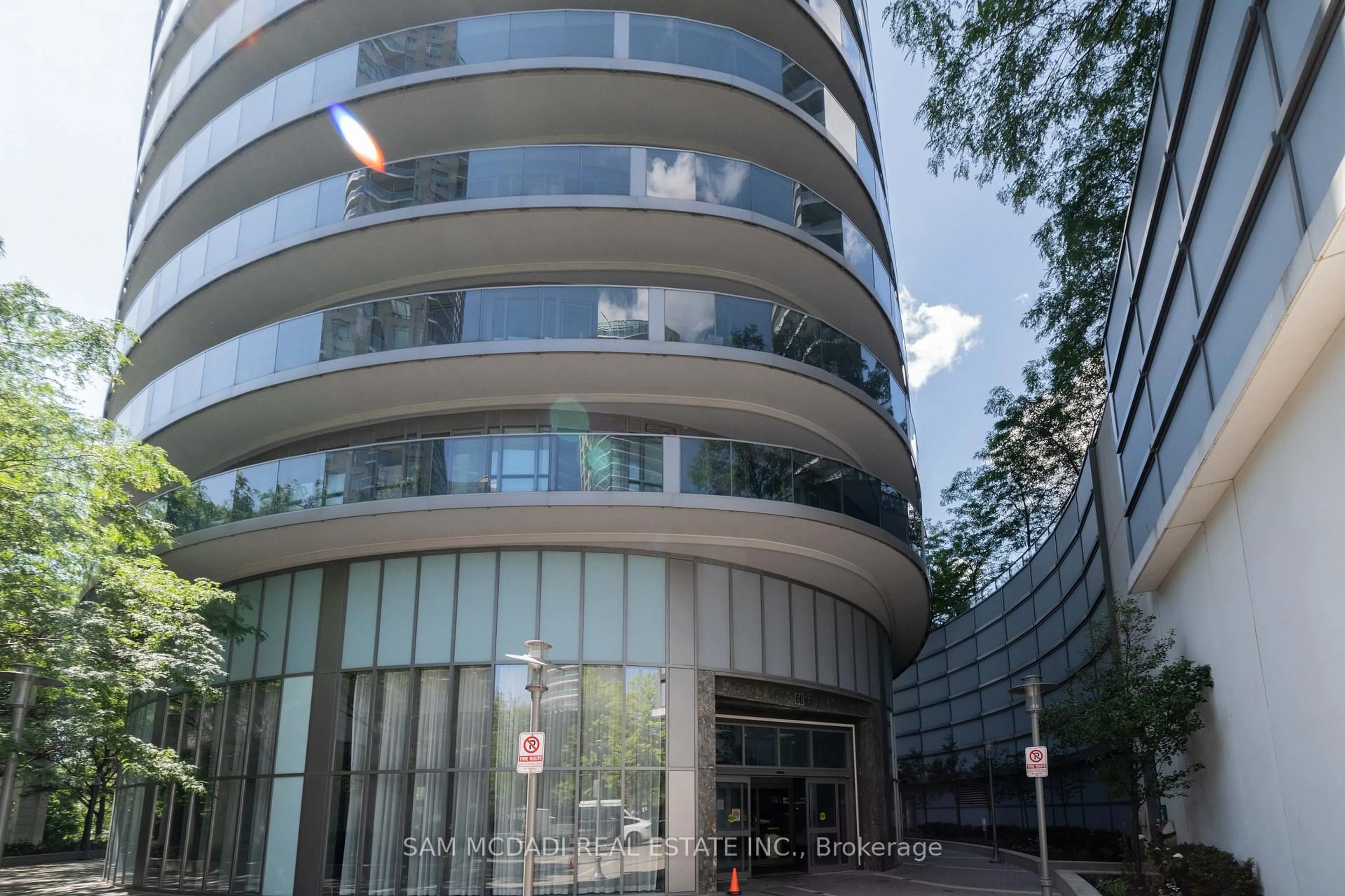 Indoor foyer for 60 Absolute Ave #1807, Mississauga Ontario L4Z 0A9