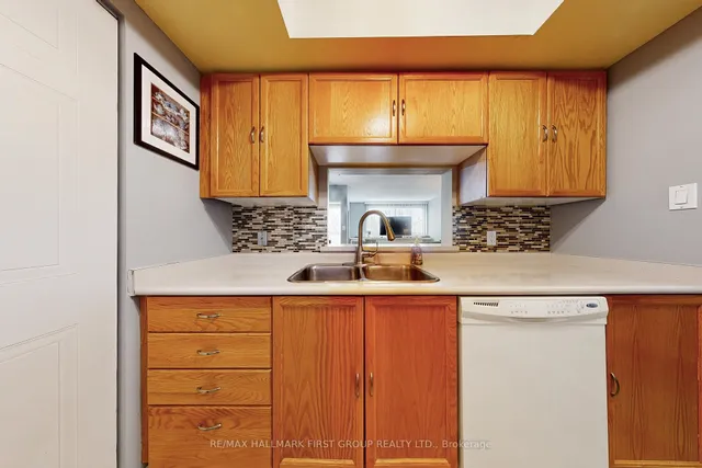 Additional property image - 8351 Mclaughlin Rd Unit 218