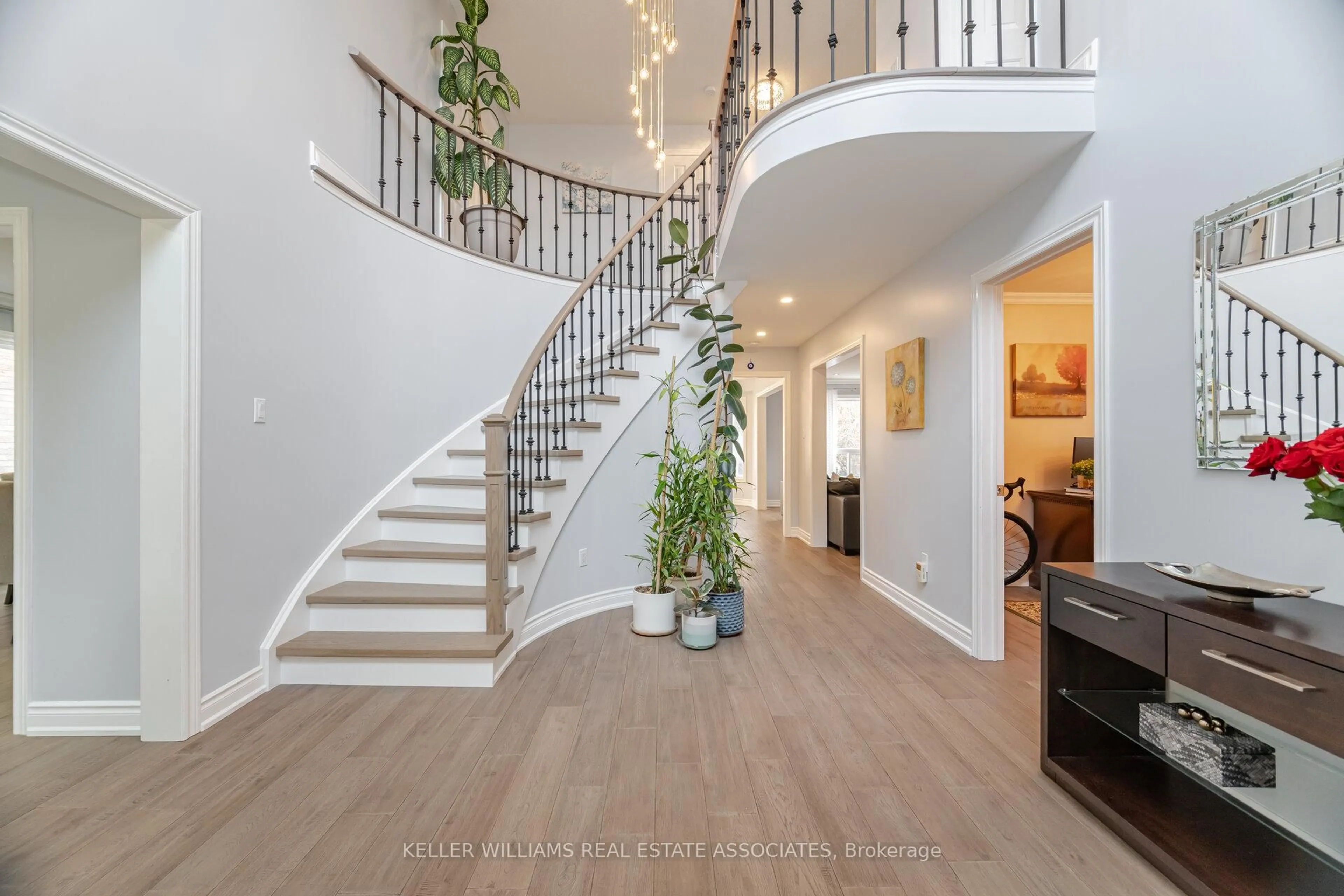 Unknown for 1202 Ballantry Rd, Oakville Ontario L6H 5M7