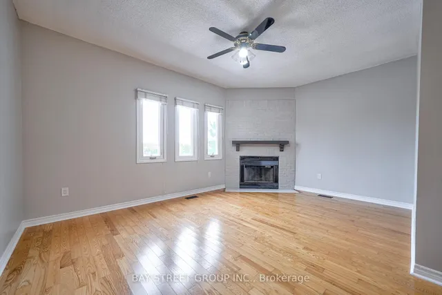 Additional property image - 596 CONSTELLATION Dr