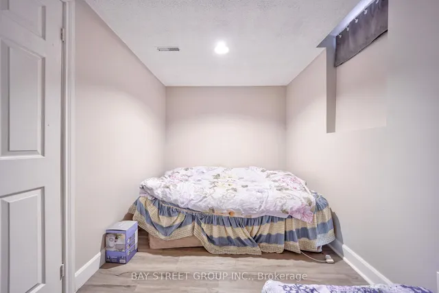 Additional property image - 596 CONSTELLATION Dr