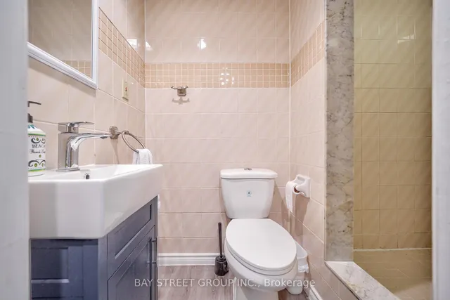 Additional property image - 596 CONSTELLATION Dr