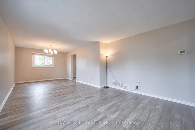 Additional property image - 596 CONSTELLATION Dr