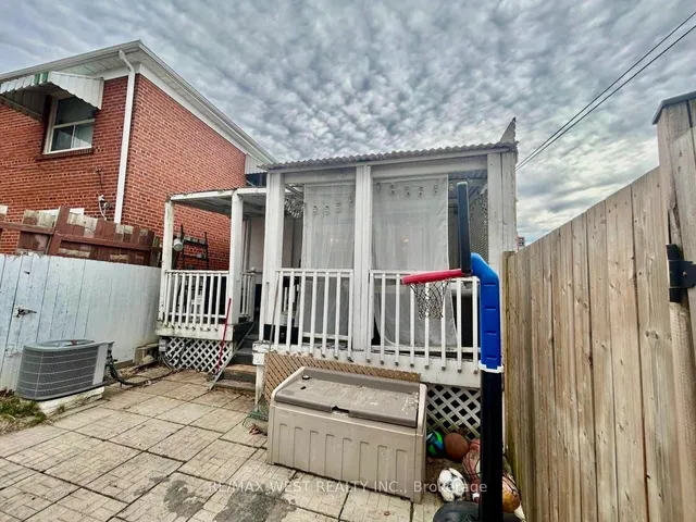 Additional property image - 36 Fourteenth St