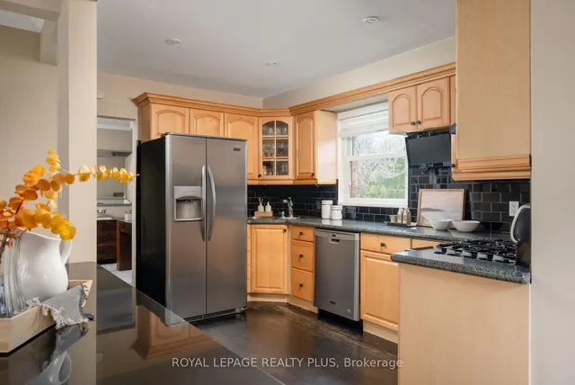 Additional property image - 2034 Harvest Dr