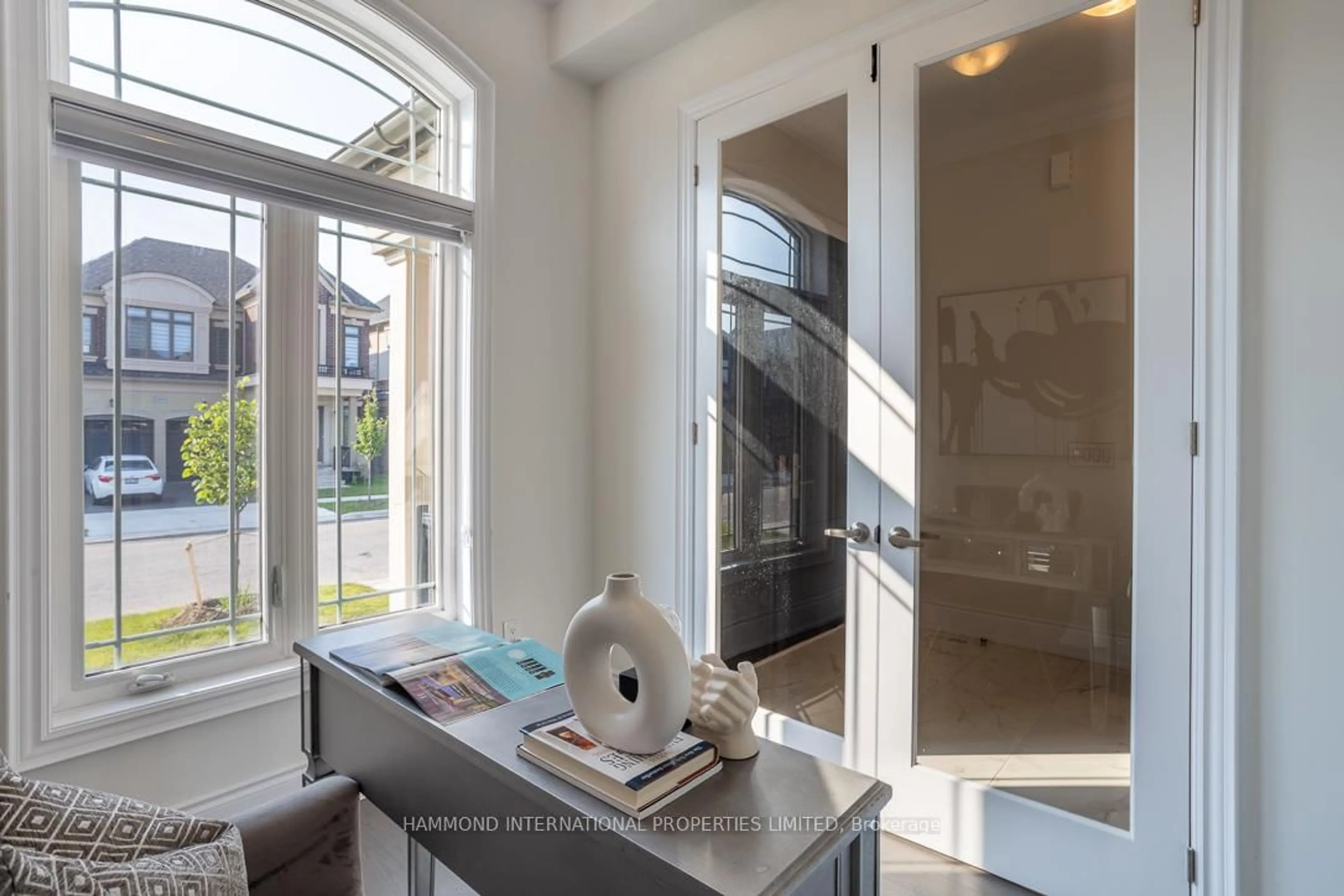 Unknown for 2410 Charles Cornwall Ave, Oakville Ontario L6M 4G3